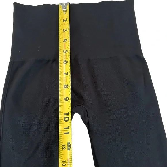 SPANX Black Leggings Size SP
